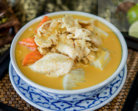 Image: Yellow Curry Chicken